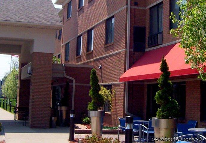 Towneplace Suites Detroit Warren Eksteriør bilde