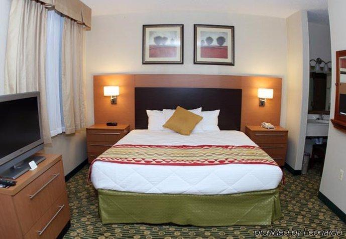 Towneplace Suites Detroit Warren Eksteriør bilde