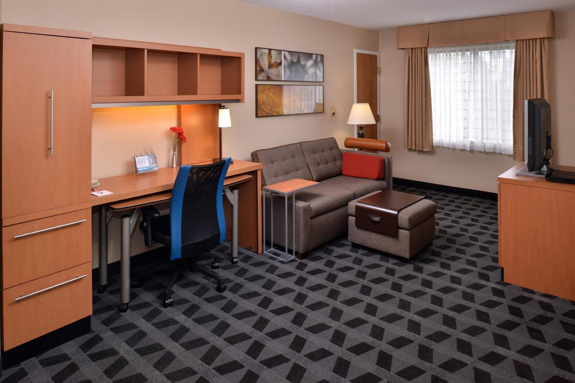 Towneplace Suites Detroit Warren Eksteriør bilde