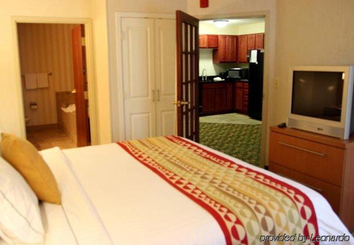 Towneplace Suites Detroit Warren Eksteriør bilde