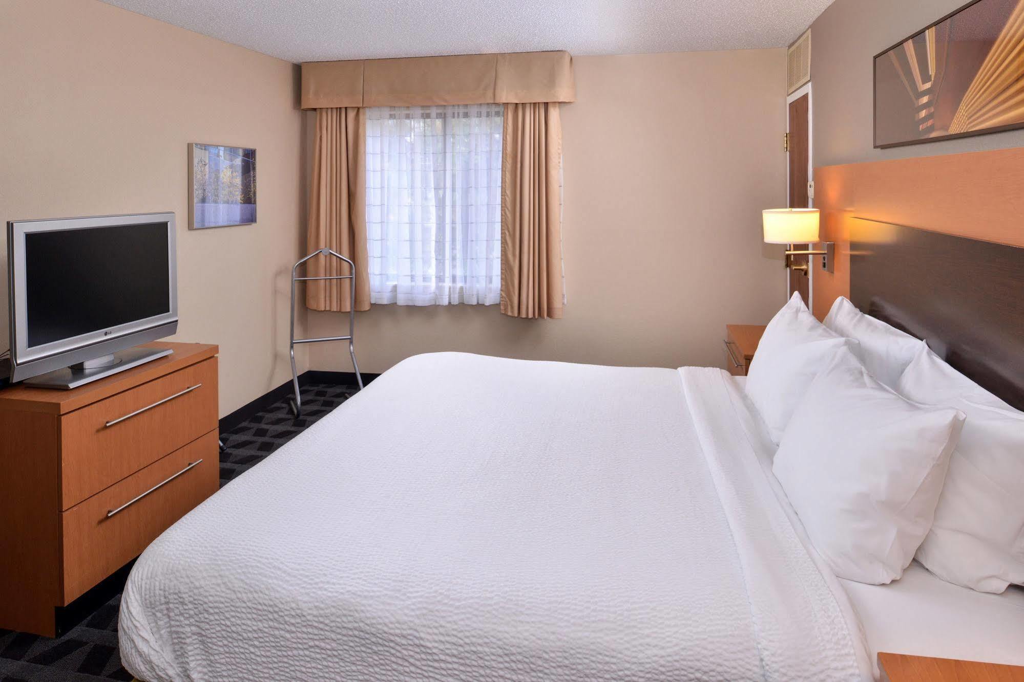 Towneplace Suites Detroit Warren Eksteriør bilde